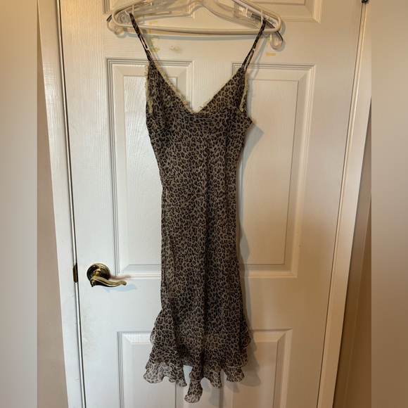 Leopard print mesh slip dress - Picture 2 of 3